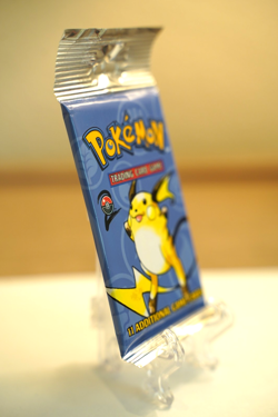 Pokemon TCG Base Set 2 Booster Pack 2000 Raichu Art WOTC Vintage Sealed - Image 4