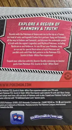 Pokemon TCG Scarlet & Violet White Flare Booster Bundle - Image 2