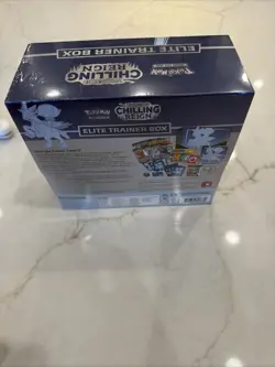 Pokemon TCG Sword & Shield Chilling Reign Elite Trainer Box ETB Sealed New - Image 3