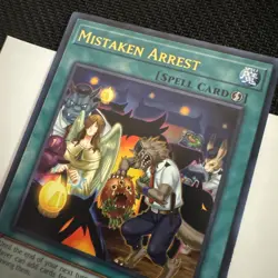 YuGiOh Mistaken Arrest MAGO-EN080 Maximum Gold Rare 1st Ed. Nm/M - Image 3