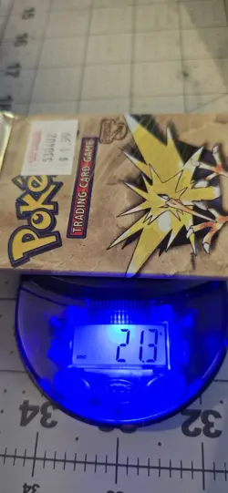 Pokemon Fossil Unlimited Booster Pack – 1999 Vintage – Zapdos Artwork – 21+ Gram - Image 1