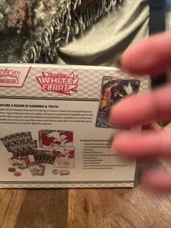 Pokemon TCG Scarlet & Violet White Flare Elite Trainer Box (ETB) - IN HAND - Image 3