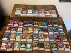 Yu-Gi-Oh! 200 Card Lot of Commons and Holos (170 Commons and 30 Holos) - Image 1