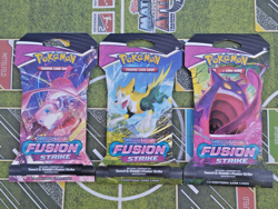 Pokemon TCG: Sword & Shield Fusion Strike Sleeved Booster 3x - Image 1