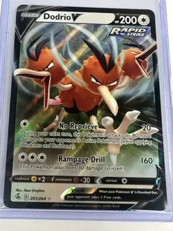 Dodrio V 201/264 Fusion Strike Ultra Rare Holo Pokemon TCG Card NM - Image 1