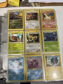 Binder Full Of Pokemon Cards. 94 Pages 846 Cards. - Image 3