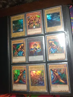Yu-Gi-Oh Classic Anime Card Binder Collection - Image 3