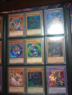 Yu-Gi-Oh Classic Anime Card Binder Collection - Image 5