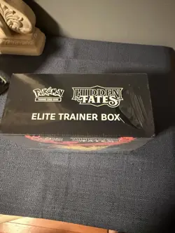 Pokemon TCG Hidden Fates Elite Trainer Box English 2019 Articuno Zapdos Moltres - Image 2