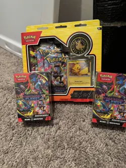 Pokemon TCG 2026 Pokemon Day Box & 2 Phantasmal Flames booster bundles Lot of 3 - Image 2