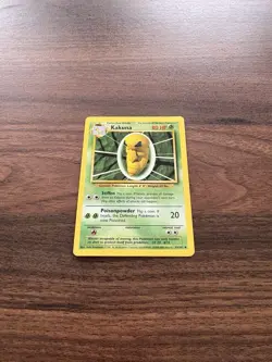 Kakuna 33/102 Pokemon Base Set Pokemon Card LP - Image 2