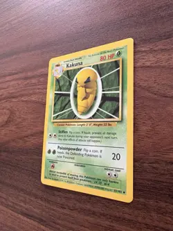 Kakuna 33/102 Pokemon Base Set Pokemon Card LP - Image 4