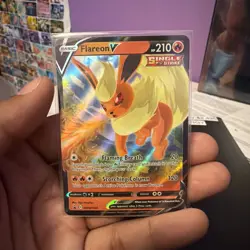 Flareon V SWSH149 SWSH: Sword & Shield Promo Cards Holo - Image 1