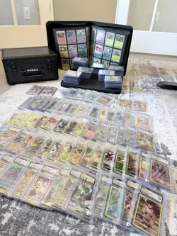 Pokemon TCG Mixed Lot - 2000+ Holo/Foil Cards PSA/CGC/TAG Charizard Mewtwo Lugia - Image 1