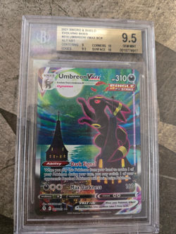 Pokemon Umbreon VMAX Evolving Skies Secret Rare Full Alt Art #215 BGS 9.5 - Image 1