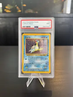 1999 POKEMON FOSSIL 10 LAPRAS-HOLO PSA 9 MINT - Image 1