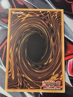 Yugioh! Dark Magician (C) - Ultra Rare Unlimited YGLD-ENC09 - VLP - Image 2