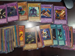 Lot of 353 assorted Yu-gi-oh cards - Image 1
