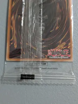 Yu-Gi-Oh! Harpie's Feather Duster EDC1-EN001 Quarter Century Secret Rare -Sealed - Image 5