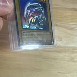 Konami Yu-Gi-Oh! TCG Blue-Eyes White Dragon SDK-001 Ultra Rare Unlimited Holo - Image 3