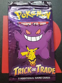 Pokemon TCG - gengar - pikachu -Trick Or Trade Booster pack of 3 cards !!! 2022 - Image 1