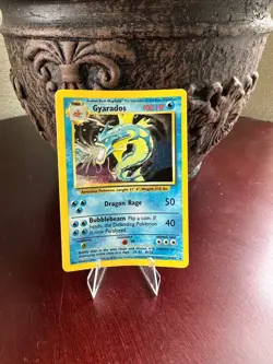 Pokemon TCG Gyarados Base Set Holo Card 6/102 Unlimited Rare - Image 1