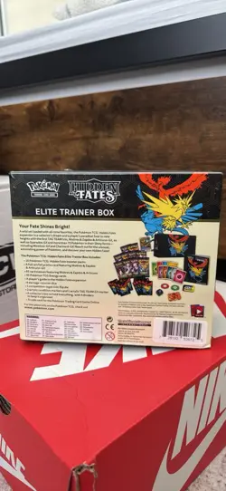 Pokemon Hidden Fates Elite Trainer Box ETB Sealed 820650804731 - Image 3