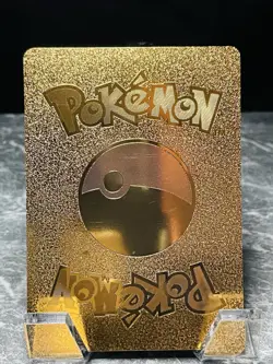 Pikachu V 060/080 Gold Display Card Pokemon TCG - Image 2