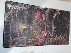 Commander Series: Sliver Queen Holo Stitched Edge Play Mat Playmat ULTRA PRO MTG - Image 4