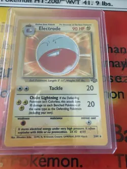 POKEMON ELECTRODE 2/64 HOLO RARE JUNGLE HP - Image 1