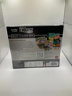 Pokemon TCG Sword & Shield Evolving Skies Elite Trainer Box SEALED - Image 2