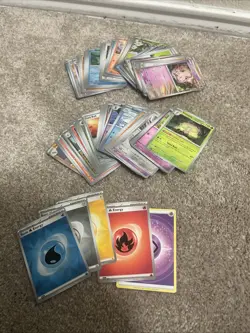 Pokemon Cards Bulk Lot of 100 Cards + 5 Energy Cards - Image 1