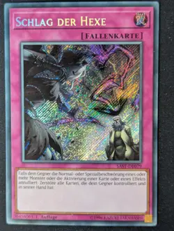 Schlag der Hexe SAST-DE079 Secret Rare NM Deutsch Yugioh - Image 1