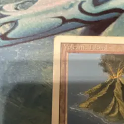 Magic: The Gathering Volcanic Island Revised Edition Rare - Image 4