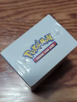 Lost Thunder Build and Battle Box Prerelease Sun & Moon Pokemon Sealed Brand New - Image 4