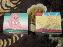Scarlet & Violet Paradox Rift Pokemon Center Elite Trainer Box - Image 1