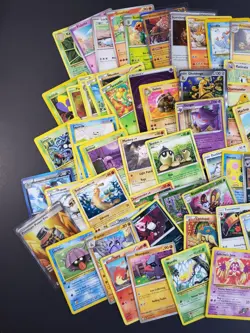 Pokemon Lot of 100 Cards - Modern, Mid-Era, Vintage, Holos, Reverse Holos NM-HP - Image 4