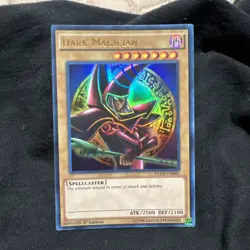 Yugioh Arcana Red Dark Magician YGLD-ENB02 ULTRA RARE HOLOFOIL NM - Image 1
