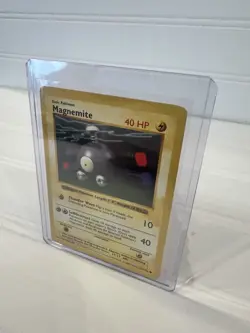 Pokemon TCG Magnemite 53/102 LP 1st Edition Shadowless Base Set - Image 2