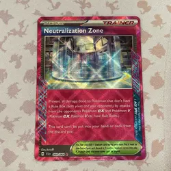 Pokemon TCG 4 card lot NM - Image 4