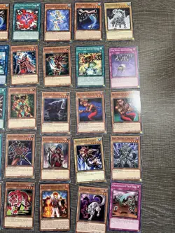 Huge Lot of over 400 Yu-Gi-Oh cards 1st editions, etc - Image 3
