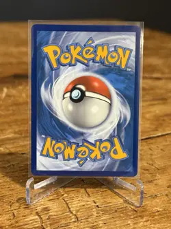 Pokemon TCG Alcremie VMAX Shining Fates 073/072 Rainbow Secret Rare NM - Image 2