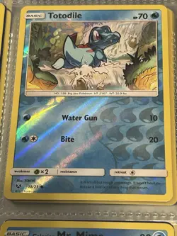 Totodile 18/73 - Shining Legends Reverse Holo LP Pokemon TCG - Image 1