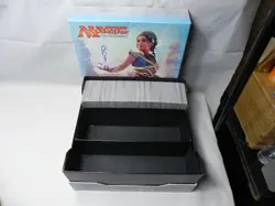 Magic The Gathering 700 + Common Uncommon Cards in a Kaladesh Gift Box only - Image 3