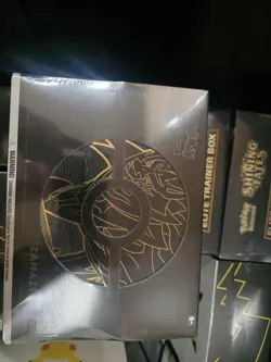 Pokemon TCG Sword & Shield Elite Trainer Box Plus Zamazenta Card Game - POK82743 820650807435 - Image 1