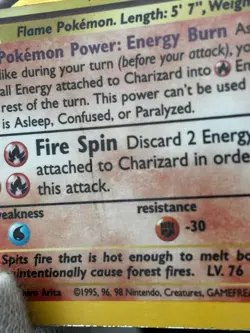 1995 TCG Charizard Pokemon Card 4/102 Holo Base Set RARE - Image 5