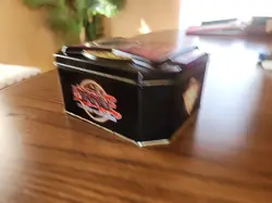 Yu-Gi-Oh! VINTAGE Command Knight EMPTY TIN - Image 3