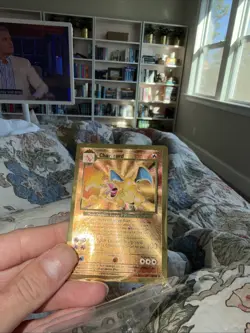 2021 Pokemon Celebrations Classic Collection Charizard Gold Metal Card #4/102 - Image 4