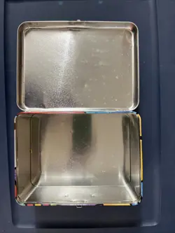Pokemon 2021 Eevee Evolutions TCG Promotional Treasure Chest Lunchbox Tin 🔥⚡💧 - Image 4