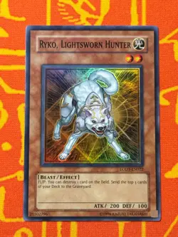 YUGIOH RYKO, LIGHTSWORN HUNTER SUPER RARE EXCELLENT LODT-EN022 ORIGINAL PRINT - Image 1